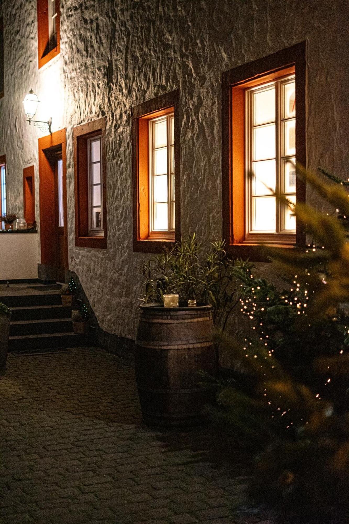 Gasthaus Zum Alten Brauhaus ออยส์เคียร์เชิน ภายนอก รูปภาพ